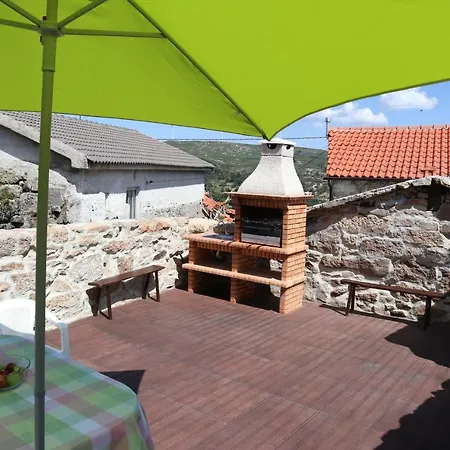 Casa Do Arco - Kır Evi